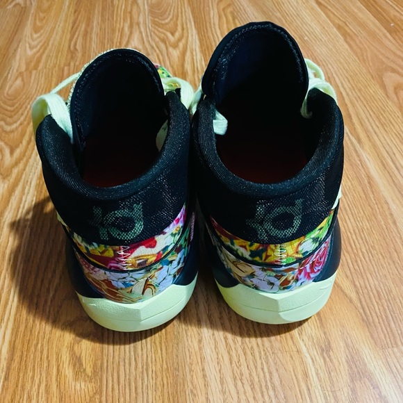 KD 13 Funk 2k Gamer Exclusive - Picture 3 of 6
